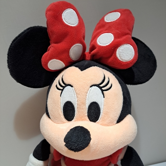 Disney | Large Minnie mouse plush toy - Picture 5 of 12